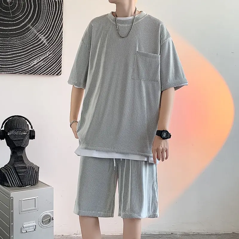 Ice Silk Breathable Men's Short-sleeved T Shirt Shorts Summer Thin Pocket Loose Drawstring Comfortable Soft Drape 2 Pcs Sets
Ice Silk Breathable Men's Short-sleeved T Shirt Shorts Summer Thin Pocket Loose Drawstring Comfortable Soft Drape 2 Pcs Sets