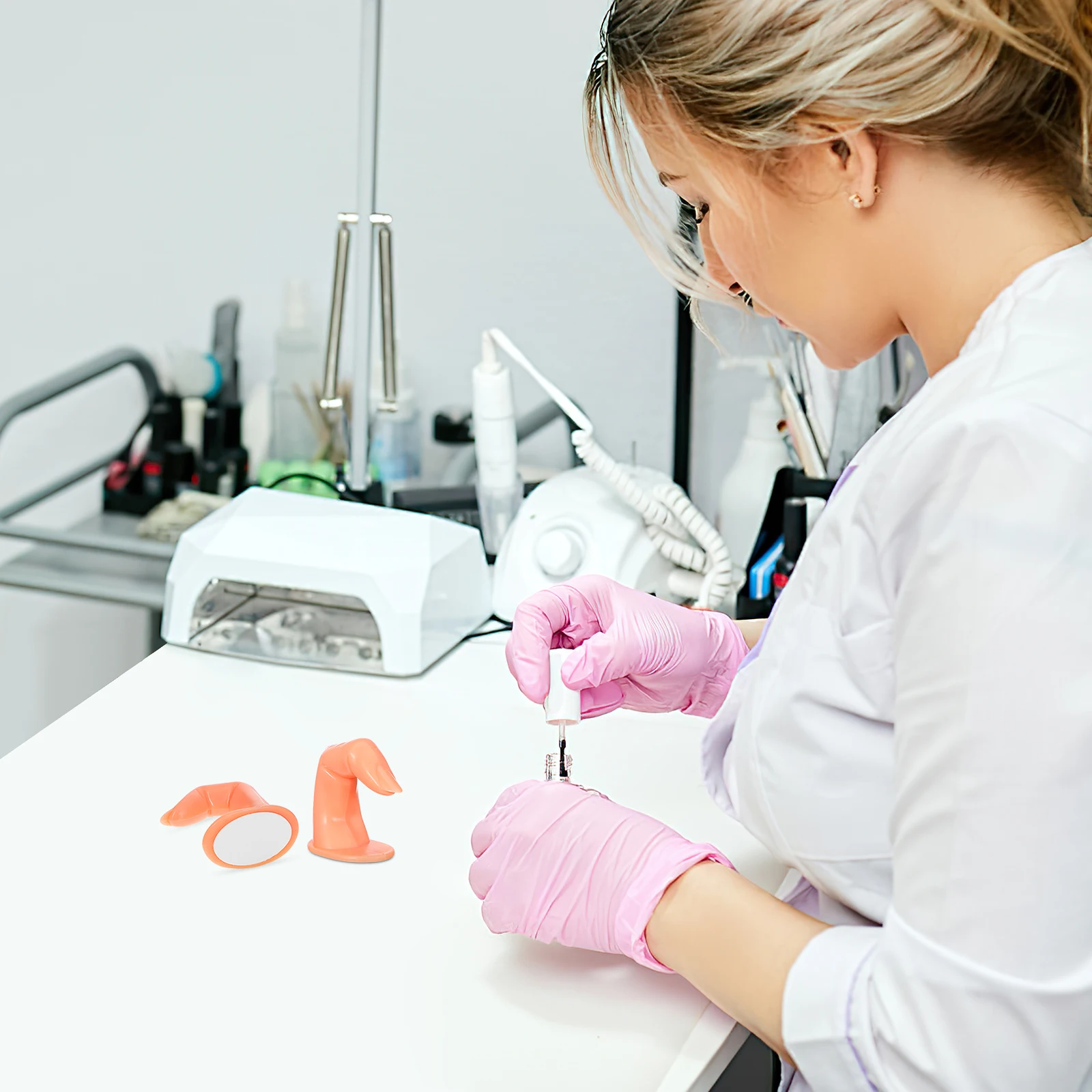 5pcs False Fingers for Nail Art Acrylic Practice Reusable Manicure Training Hand Perfect for Beginners Salon Artists Nail Polish 
5pcs False Fingers for Nail Art Acrylic Practice Reusable Manicure Training Hand Perfect for Beginners Salon Artists Nail Polish