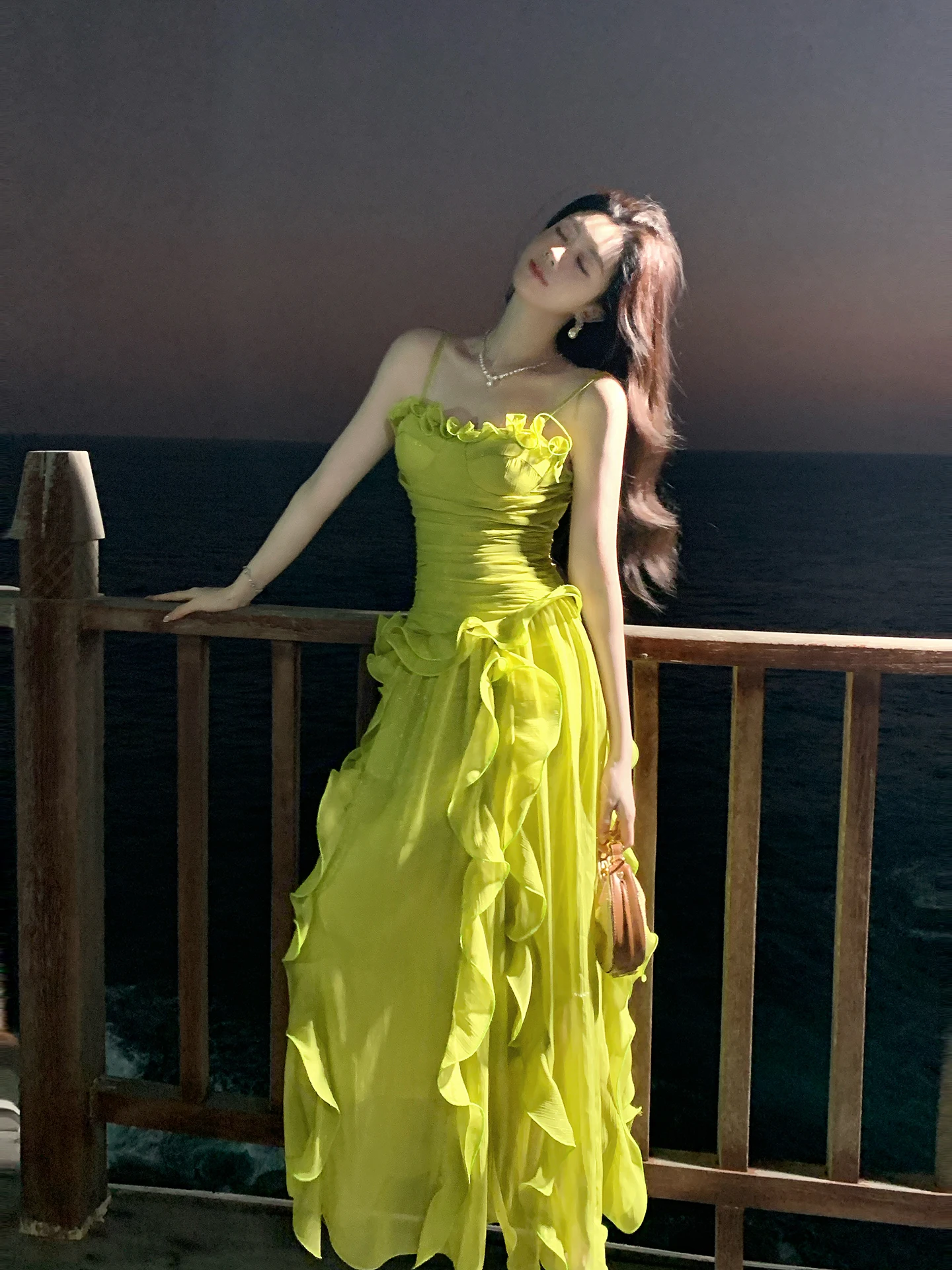Green Gauze Ruffle Skirt Dress Women Summer French Style Gathered Waist Midi Dress Beach Citywalk Date Party Gathering Travel...
Green Gauze Ruffle Skirt Dress Women Summer French Style Gathered Waist Midi Dress Beach Citywalk Date Party Gathering Travel...