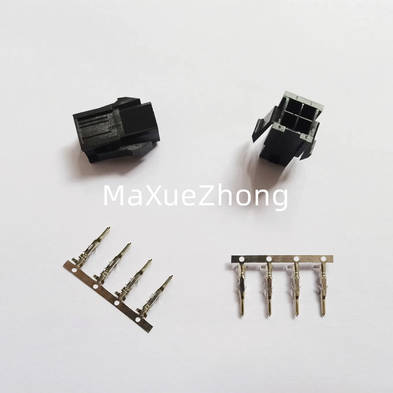 Original new 100% 4-hole servo motor VW3M5111 power connector MR-PWCNK1 connector
Original new 100% 4-hole servo motor VW3M5111 power connector MR-PWCNK1 connector
