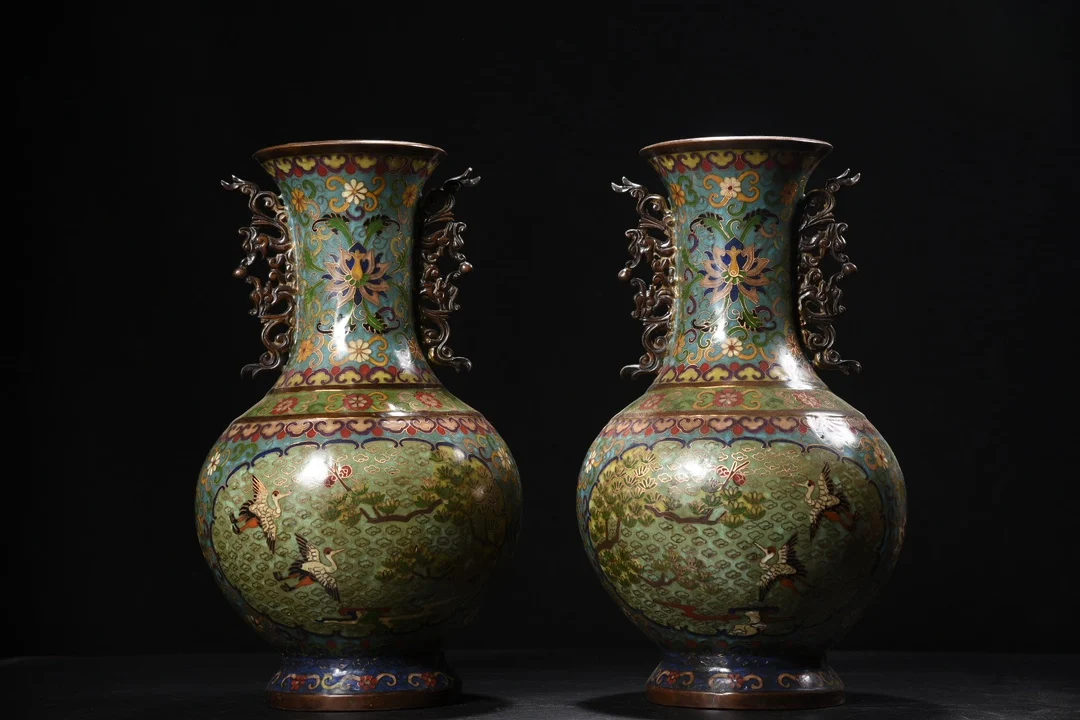 14"Tibetan Temple Collection Old Bronze Cloisonne Enamel Phoenix Texture Dragon Ear Bottle Vase A Pair Worship Hall Town house
14"Tibetan Temple Collection Old Bronze Cloisonne Enamel Phoenix Texture Dragon Ear Bottle Vase A Pair Worship Hall Town house