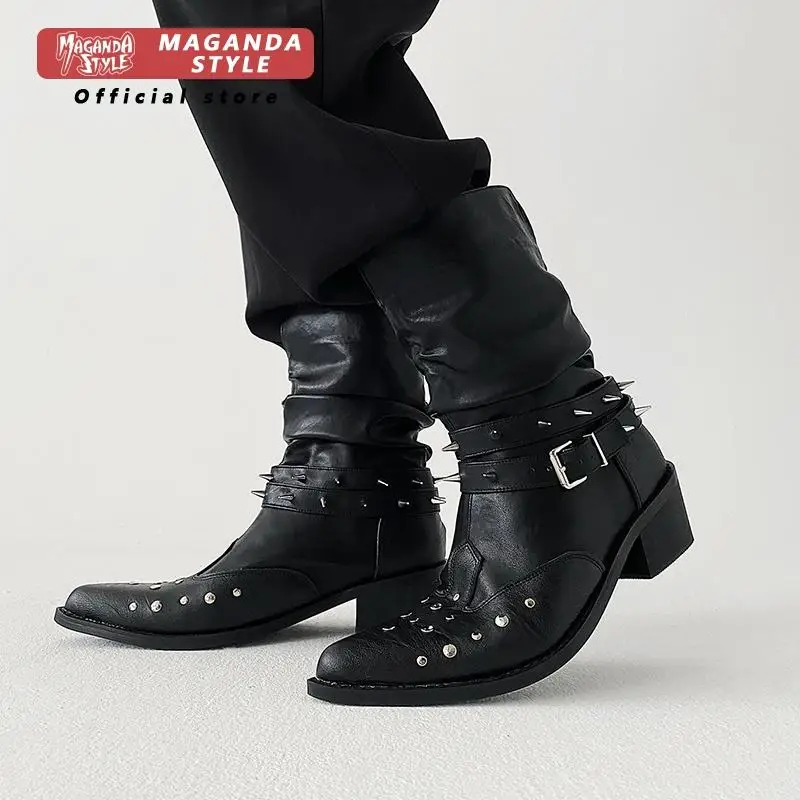 Original design Western short boots for men and women with thick heels niche pointed knight boots slimming studded pile boots
Original design Western short boots for men and women with thick heels niche pointed knight boots slimming studded pile boots