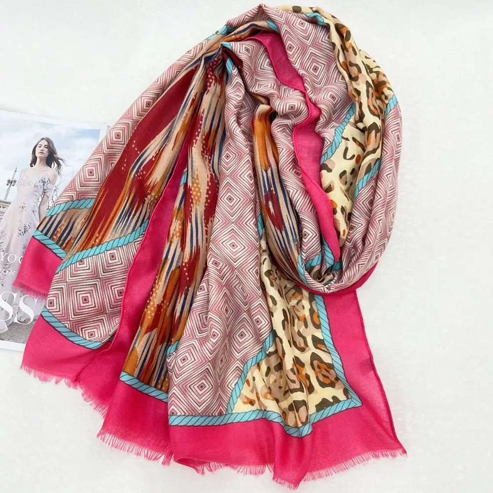 Printing Women Scarf Cotton Linen Fabric Warmth Floral Printed Shawl Lightweight Versatile Warm Shawl Air Conditioned Room
Printing Women Scarf Cotton Linen Fabric Warmth Floral Printed Shawl Lightweight Versatile Warm Shawl Air Conditioned Room