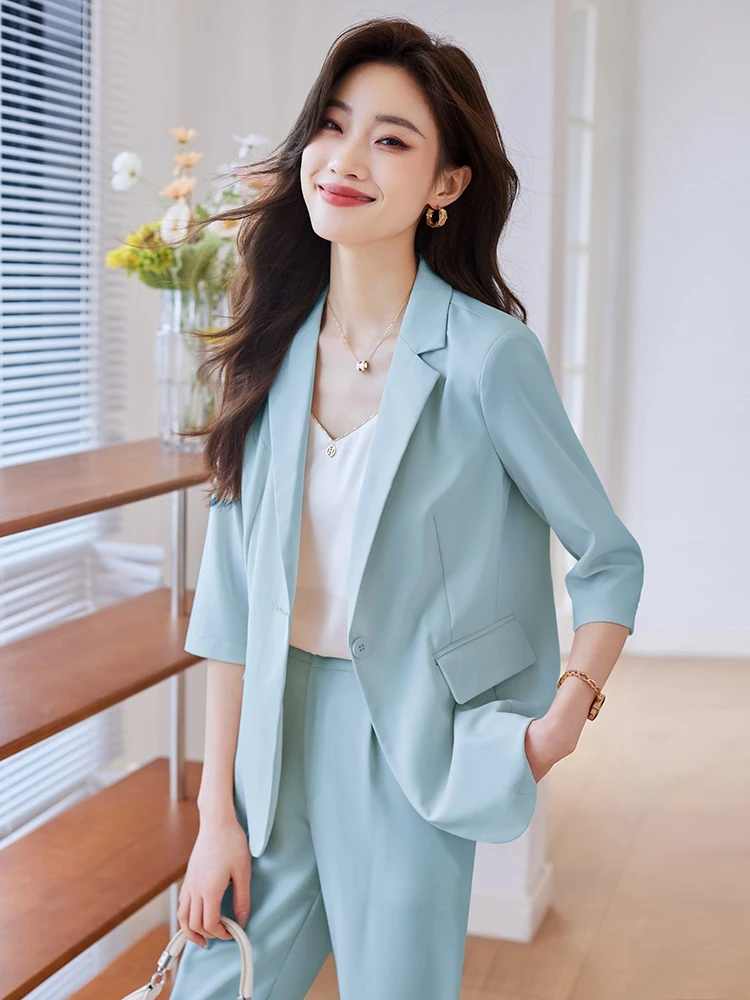 Blue Casual Thin Suit Jacket for Women Spring Summer New Style Professional Career Set Polyester Fiber Long Sleeve Regular Fit
Blue Casual Thin Suit Jacket for Women Spring Summer New Style Professional Career Set Polyester Fiber Long Sleeve Regular Fit