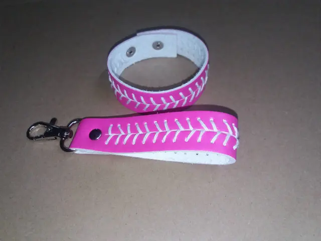 Key Chain Sport Seamed Lace Leather Softball Baseball Stitch Keychain and Leather Fastpitch Softball Baseball bracelet Mix
Key Chain Sport Seamed Lace Leather Softball Baseball Stitch Keychain and Leather Fastpitch Softball Baseball bracelet Mix