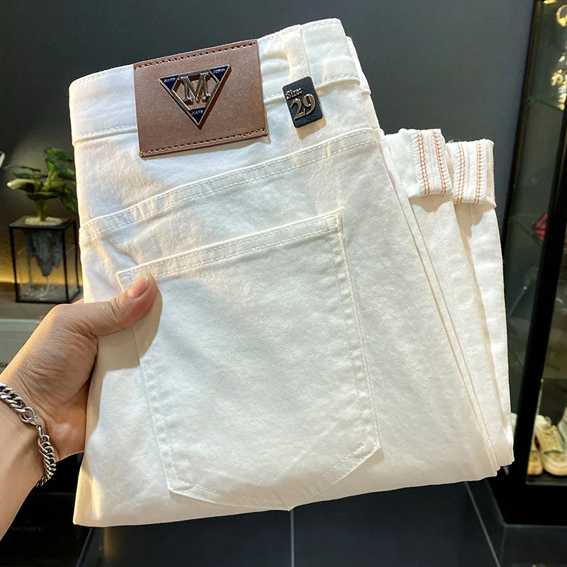 Solid color jeans men's casual fashion summer men's clothing simple and versatile classic stretch denim pants
Solid color jeans men's casual fashion summer men's clothing simple and versatile classic stretch denim pants
