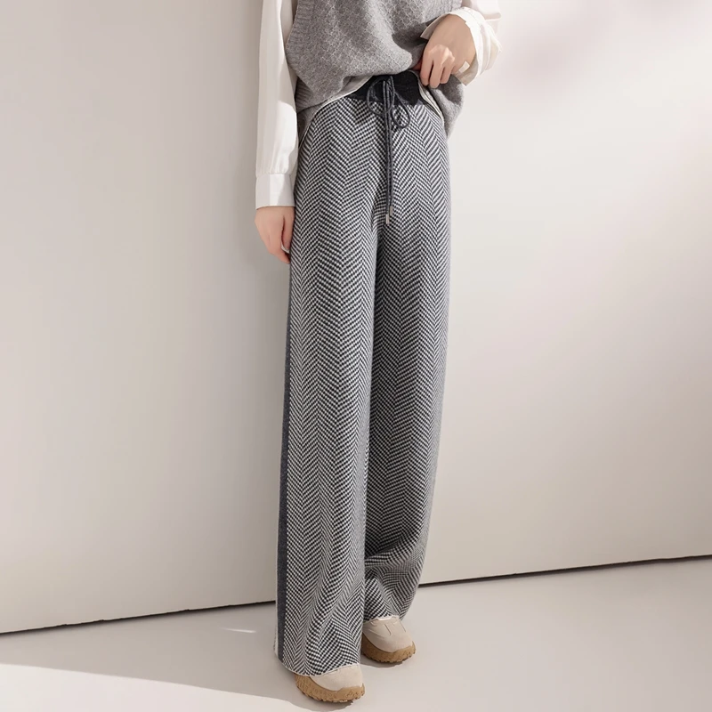 New Women Wide-Leg Stip Pants 100% Merino Wool High Quality Soft High Waist Trousers Autumn Winter Thick Casual Knitted Slacks
New Women Wide-Leg Stip Pants 100% Merino Wool High Quality Soft High Waist Trousers Autumn Winter Thick Casual Knitted Slacks