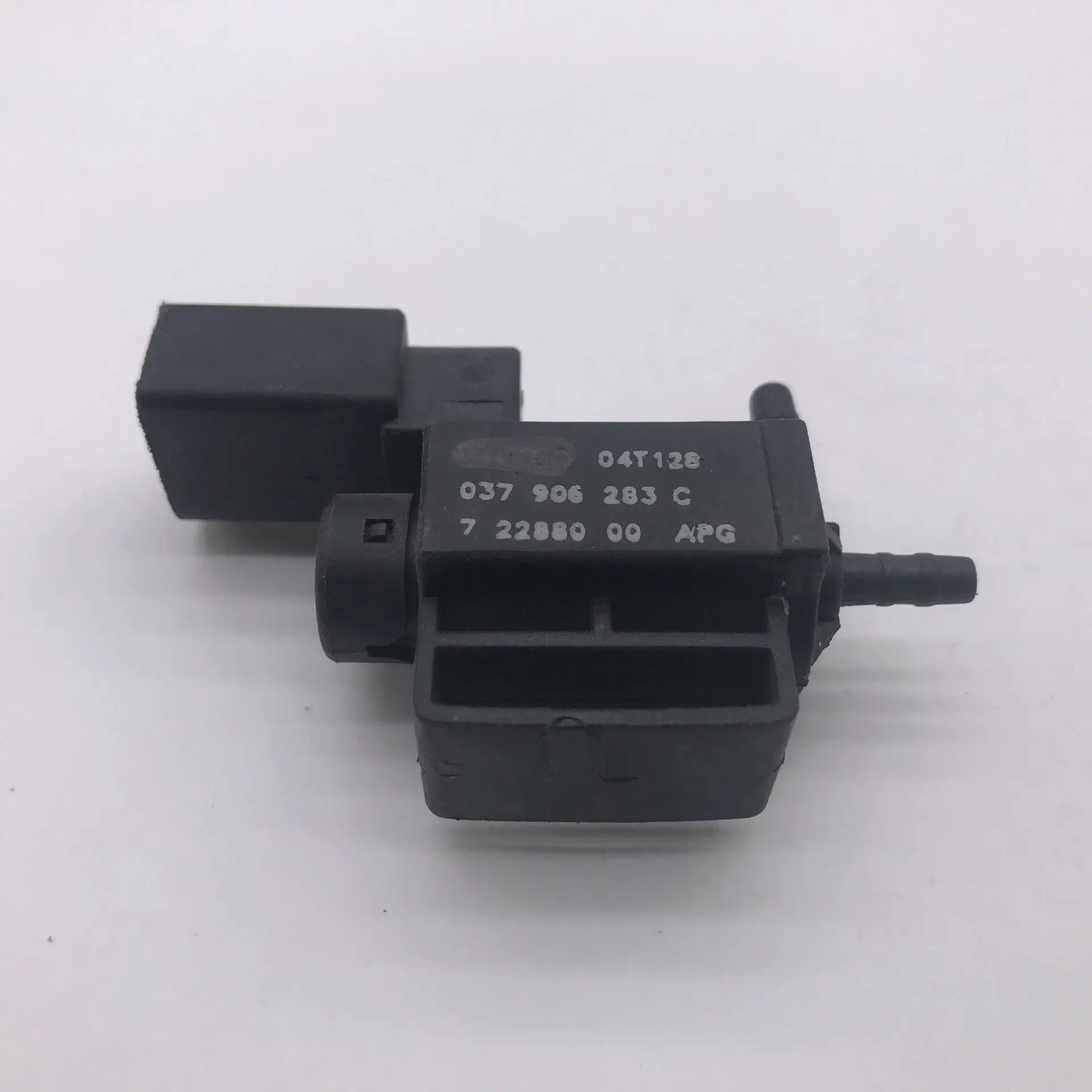 037906283C for Audi A4 A6 Quattro Volkswagen Beetle Passat Sharan Seat Leon Altea Tank Purge Control Solenoid Valve for Skoda Su
037906283C for Audi A4 A6 Quattro Volkswagen Beetle Passat Sharan Seat Leon Altea Tank Purge Control Solenoid Valve for Skoda Su