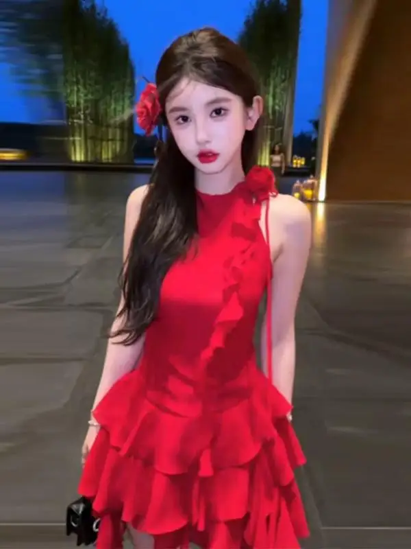 Red Rose Sexy Blouse Hanging Neck Dress Summer Fashionable Skirt Women's Clothing Midi Dress City Commuting Street Style...
Red Rose Sexy Blouse Hanging Neck Dress Summer Fashionable Skirt Women's Clothing Midi Dress City Commuting Street Style...