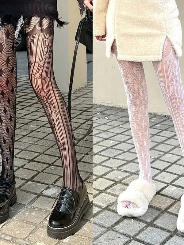 Sexy Hollow out Embroidered Stockings Women's Ultra Thin Net Stockings Black Silk Net Pattern Pantyhose for Leg Shaping
Sexy Hollow out Embroidered Stockings Women's Ultra Thin Net Stockings Black Silk Net Pattern Pantyhose for Leg Shaping