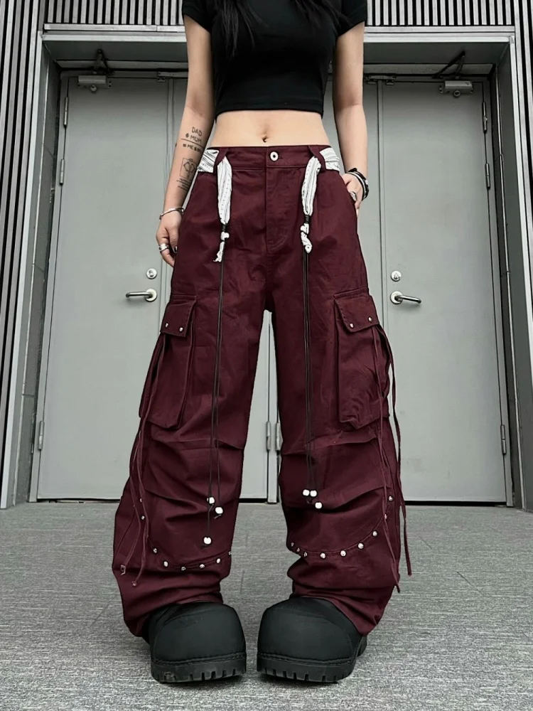 2026 Vibe Y2K Style Rivet Design Red Baggy Pleated Women's Cargo Jeans Pants For Woman Clothing Wide Leg Gothic Long Trousers
2026 Vibe Y2K Style Rivet Design Red Baggy Pleated Women's Cargo Jeans Pants For Woman Clothing Wide Leg Gothic Long Trousers