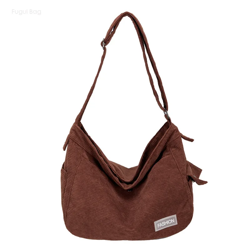 Women's One Shoulder Crossbody Bag Tote Bag Large Capacity Corduroy Leisure New Trend Solid Color Commuter Students
Women's One Shoulder Crossbody Bag Tote Bag Large Capacity Corduroy Leisure New Trend Solid Color Commuter Students