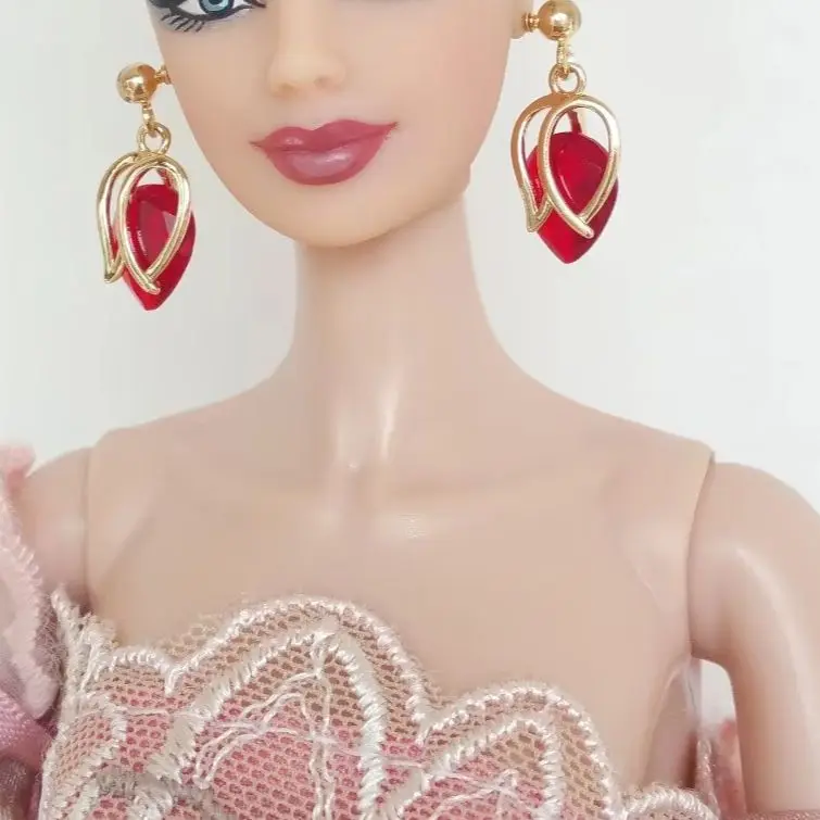 Doll jewelry 1 6 scale dolls accessories BJD red heart earrings doll accessories free shipping
Doll jewelry 1 6 scale dolls accessories BJD red heart earrings doll accessories free shipping