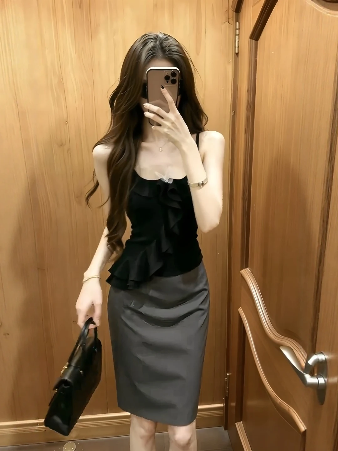 Summer Elegant High Waist Halter Neck Lace Trim Asymmetrical Skirt And Top Women's Fashion Set Two-Piece Set Bodycon Midi Skirt
Summer Elegant High Waist Halter Neck Lace Trim Asymmetrical Skirt And Top Women's Fashion Set Two-Piece Set Bodycon Midi Skirt