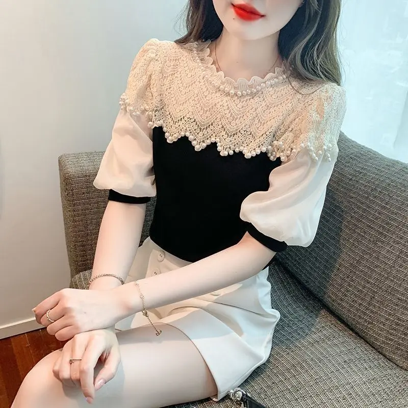 Hollow Summer Outfit Lace Splicing Top Female Korean Style Youthful Clothes Elegant Ruffled Collar Women's Short Sleeve T-shirt
Hollow Summer Outfit Lace Splicing Top Female Korean Style Youthful Clothes Elegant Ruffled Collar Women's Short Sleeve T-shirt