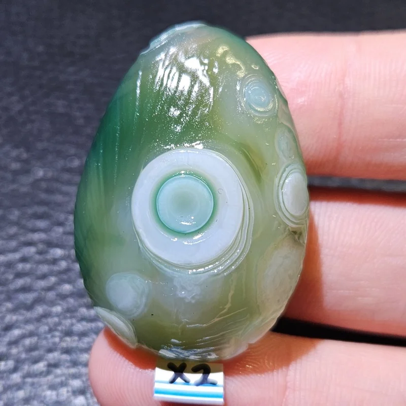 Natural Lace Agate Eye Energy Witchcraft Stone Palm Toy Halloween Household Decoration
Natural Lace Agate Eye Energy Witchcraft Stone Palm Toy Halloween Household Decoration