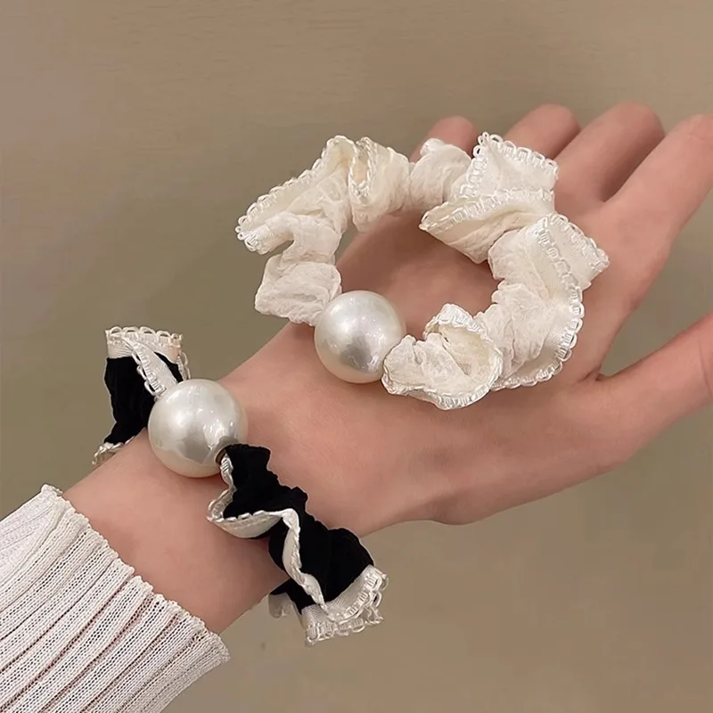 Новые простые кружевные резинки для волос из жемчужного сплава для детей, высокоэластичные черно-белые универсальные женские резинки для волос
Новые простые кружевные резинки для волос из жемчужного сплава для детей, высокоэластичные черно-белые универсальные женские резинки для волос