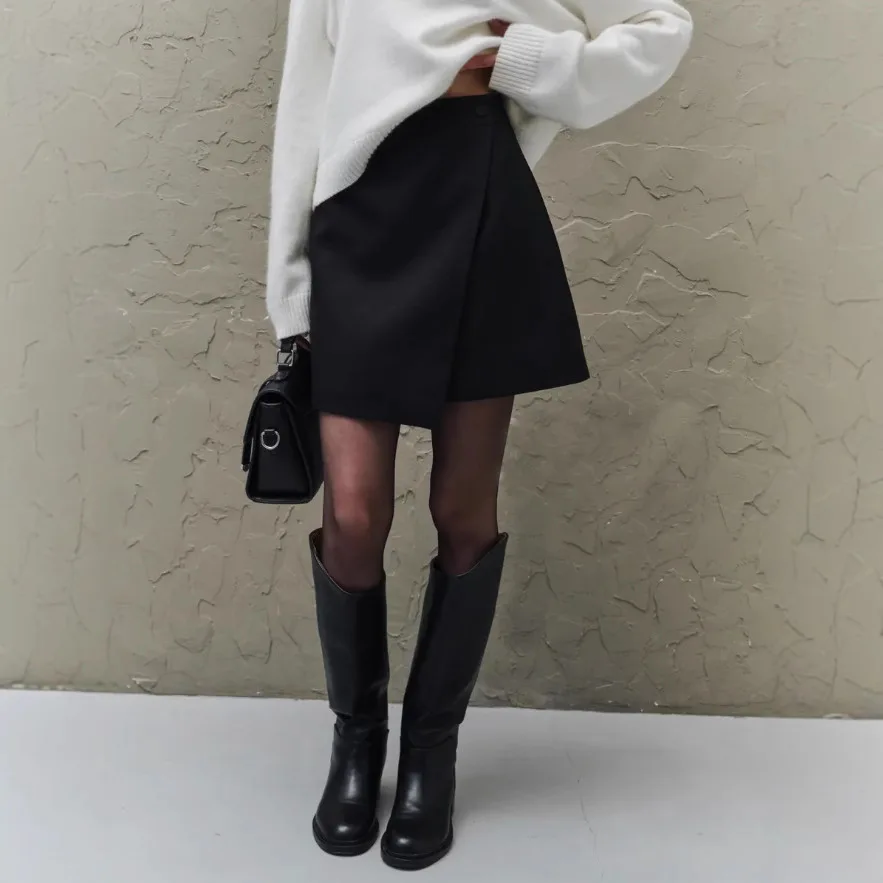 2026 Women's New Spring Trend Daily Casual Solid Color Versatile Comfortable Slim High Waist A-Line Slit Irregular Skirt Women's
2026 Women's New Spring Trend Daily Casual Solid Color Versatile Comfortable Slim High Waist A-Line Slit Irregular Skirt Women's