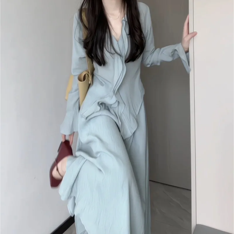 2024 Spring and Autumn French Retro Ruffle Edge Long Sleeved Shirt Women's Design Irregular Half Skirt Set of Two Female Clothes
2024 Spring and Autumn French Retro Ruffle Edge Long Sleeved Shirt Women's Design Irregular Half Skirt Set of Two Female Clothes