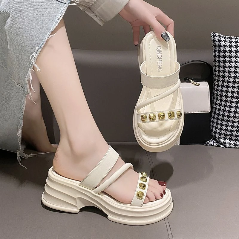 New Sandals Low Heel Comfortable Slippers Sexy Peep Toe Shoes Luxurious Outdoor Beach Women's Breathability Shoes Platform
New Sandals Low Heel Comfortable Slippers Sexy Peep Toe Shoes Luxurious Outdoor Beach Women's Breathability Shoes Platform
