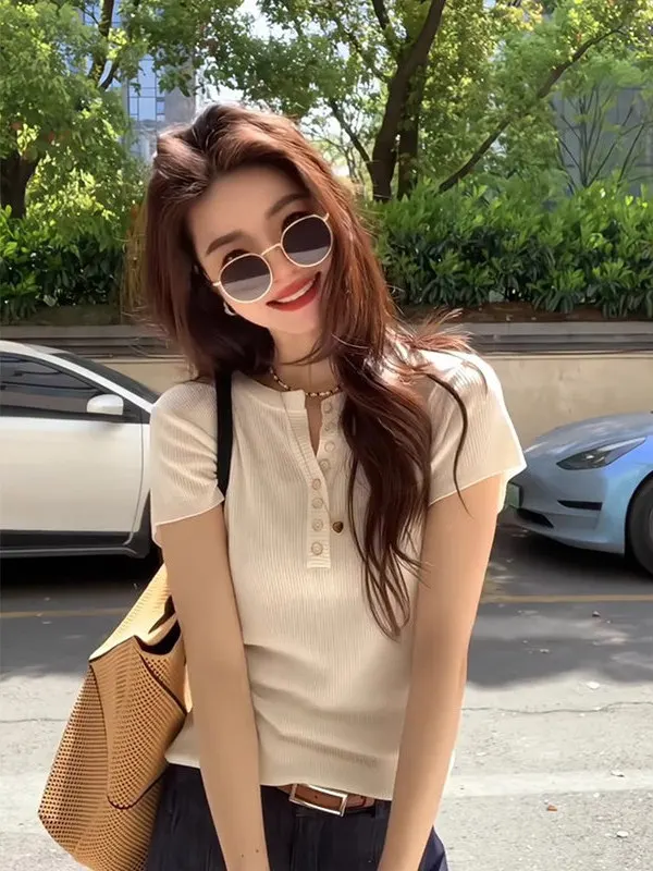 Korean Style Ice Silk Short Sleeve T-Shirt Women's Summer Casual Knitted Half Open Collar Top Breathable Soft Polyester Fiber
Korean Style Ice Silk Short Sleeve T-Shirt Women's Summer Casual Knitted Half Open Collar Top Breathable Soft Polyester Fiber