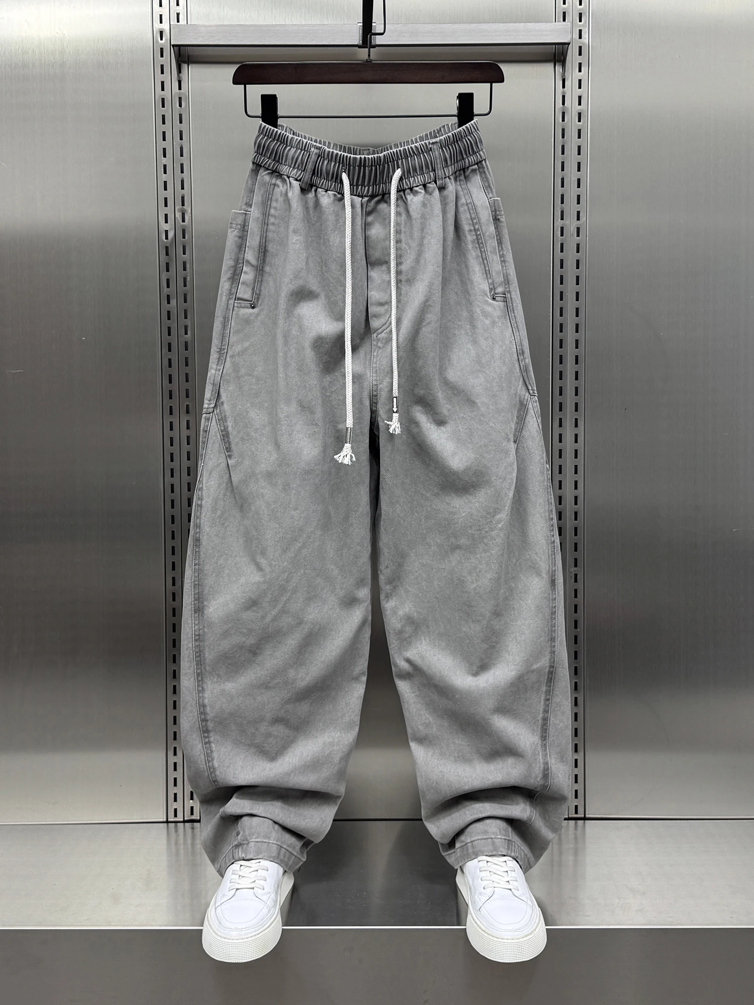 Мужские повседневные свободные брюки для спецодежды, корейские молодежные спортивные брюки, модные лоскутные осенние новые поступления
Мужские повседневные свободные брюки для спецодежды, корейские молодежные спортивные брюки, модные лоскутные осенние новые поступления