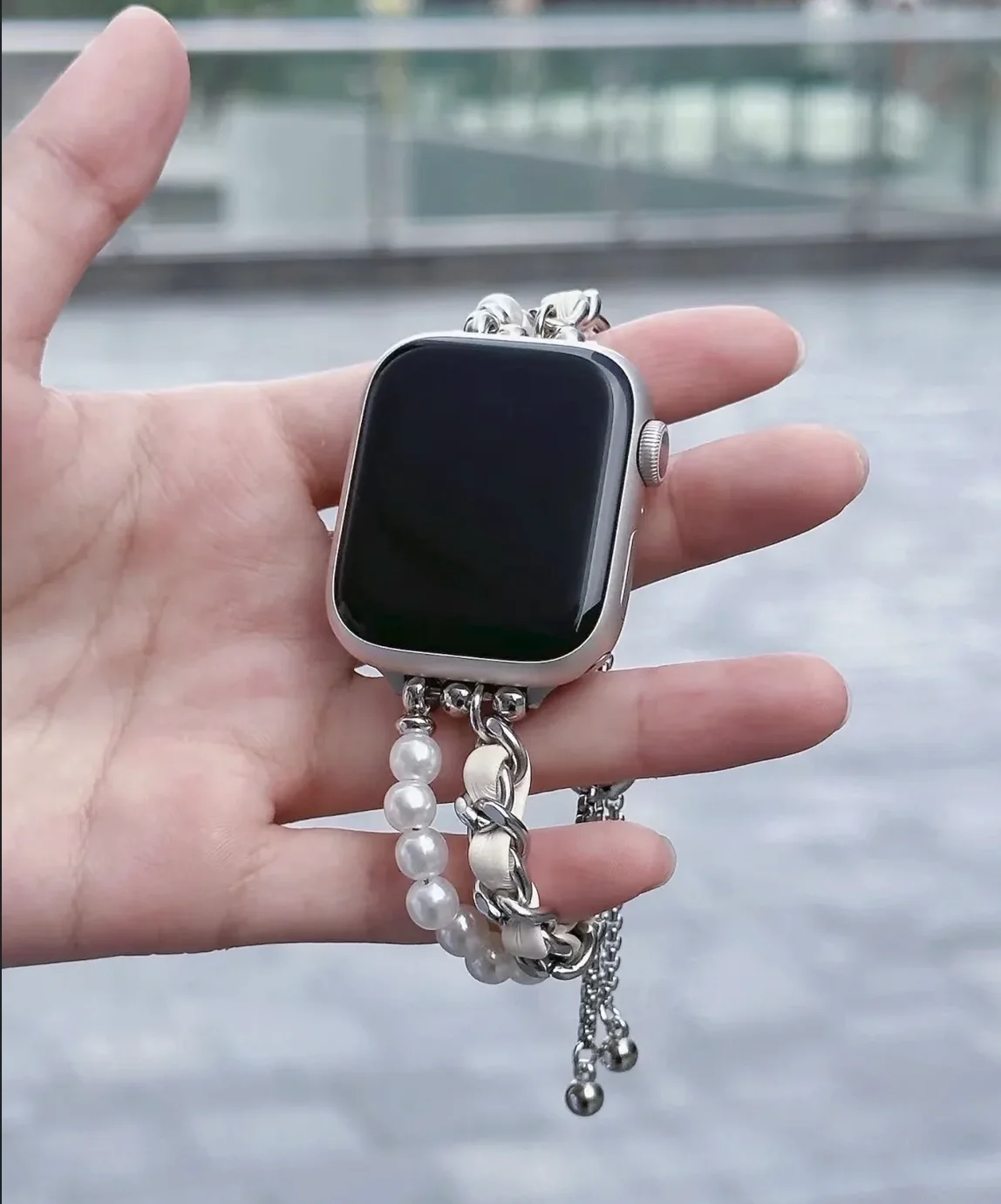 New Beads metal leather link loop For Apple Watch band women Series Ultra 10/9/8/7/6 38mm 40mm 41mm 42mm 44mm 45mm 46mm Strap
New Beads metal leather link loop For Apple Watch band women Series Ultra 10/9/8/7/6 38mm 40mm 41mm 42mm 44mm 45mm 46mm Strap