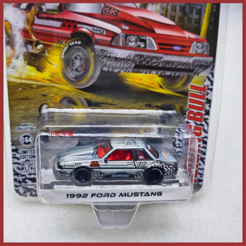 GreenLight масштаб 1:64, 1992, Ford Mustang, лак, версия, модель автомобиля из сплава, статическое украшение, коллекционные предметы, подарочные игрушки
GreenLight масштаб 1:64, 1992, Ford Mustang, лак, версия, модель автомобиля из сплава, статическое украшение, коллекционные предметы, подарочные игрушки