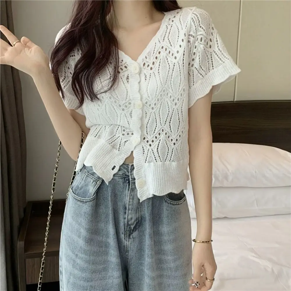 Fashion V-Neck Crochet Top Short Sleeve Boho Style Open-knit Blouse Open-knit Cardigan Summer
Fashion V-Neck Crochet Top Short Sleeve Boho Style Open-knit Blouse Open-knit Cardigan Summer