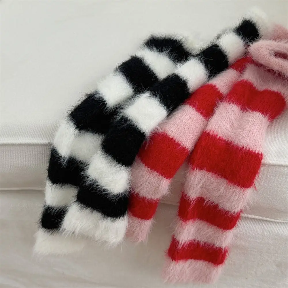 Plush Leggings Socks Wool Knitted Calf Socks Leg Covers Stripe Pattern Thickened JK Stocking Stuffer Padded for Girls
Plush Leggings Socks Wool Knitted Calf Socks Leg Covers Stripe Pattern Thickened JK Stocking Stuffer Padded for Girls