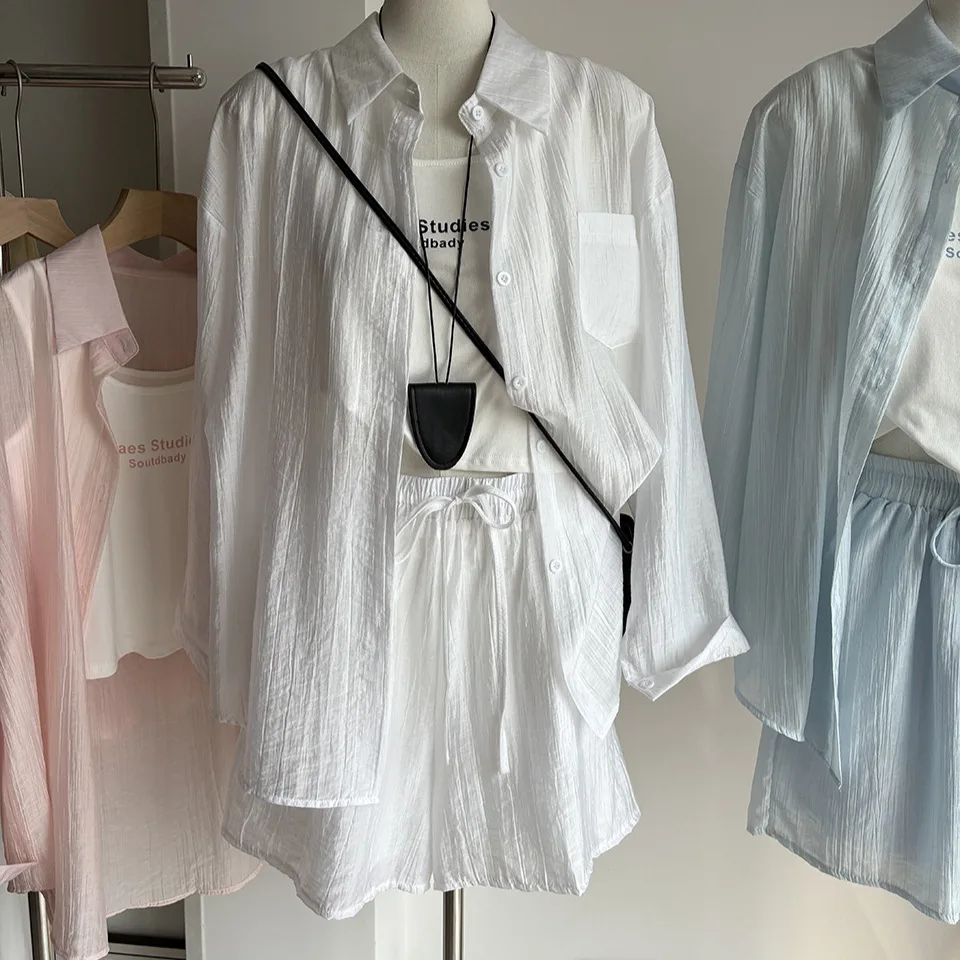 Women's Summer Sun Protection Shirt Set Three-Piece Casual Sportswear Shorts Sleeveless Top Bottoms Matching Ensemble
Women's Summer Sun Protection Shirt Set Three-Piece Casual Sportswear Shorts Sleeveless Top Bottoms Matching Ensemble