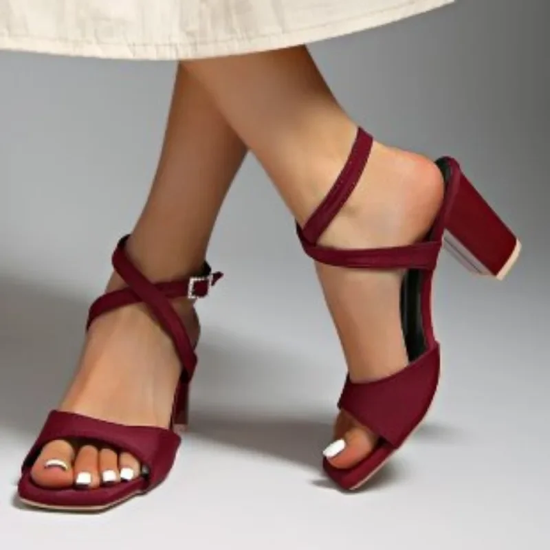 Shoes Female 2025 Ankle Buckle Strap Women's Sandals Fashion Dress Sandals Women Square Toe Plus Size Chunky Heels Shoes Women
Shoes Female 2025 Ankle Buckle Strap Women's Sandals Fashion Dress Sandals Women Square Toe Plus Size Chunky Heels Shoes Women