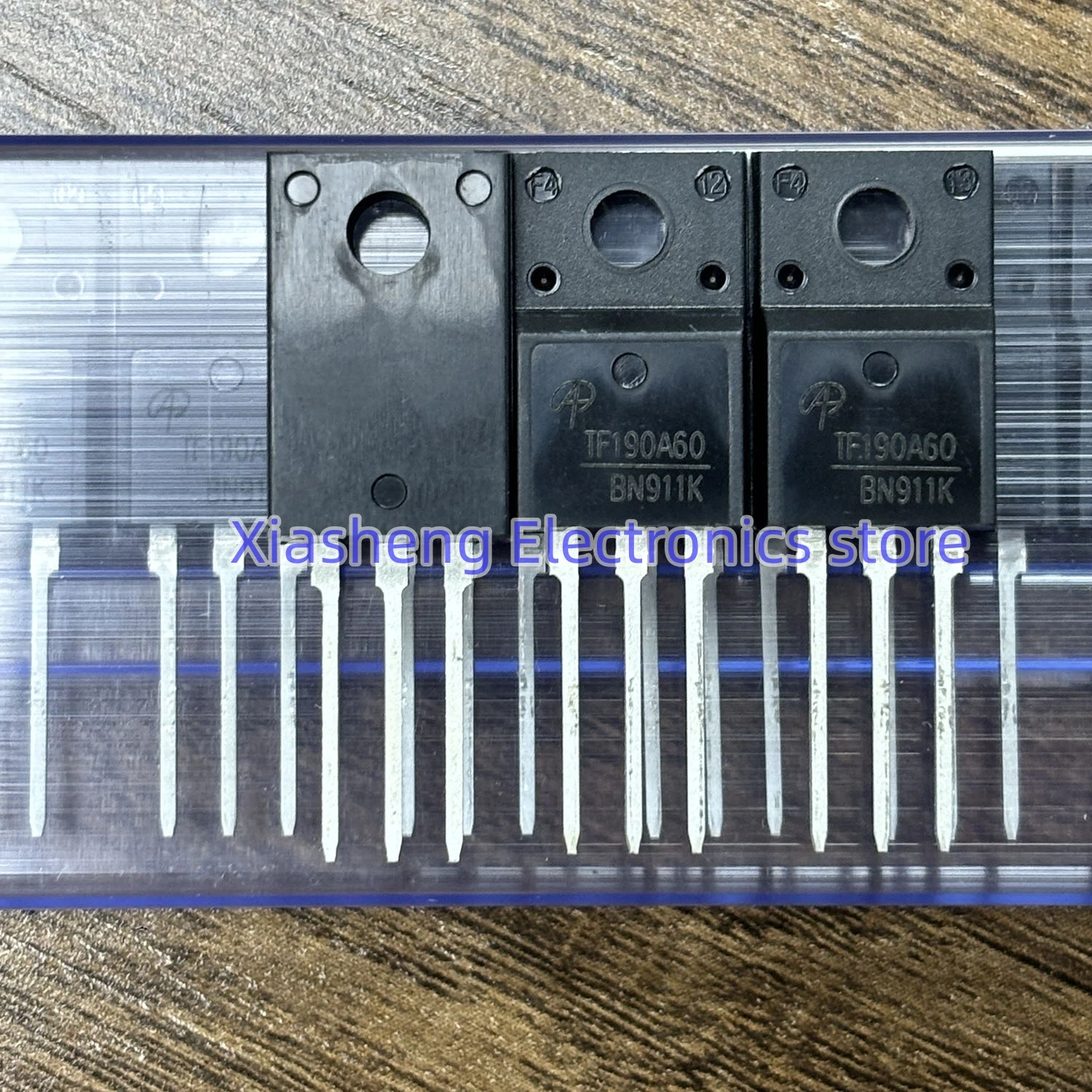 New Original 10Pcs AOTF190A60L TF190A60 TO-220F 600V 20A MOSFET Field Effect Transistor In Stock Good Quality
New Original 10Pcs AOTF190A60L TF190A60 TO-220F 600V 20A MOSFET Field Effect Transistor In Stock Good Quality