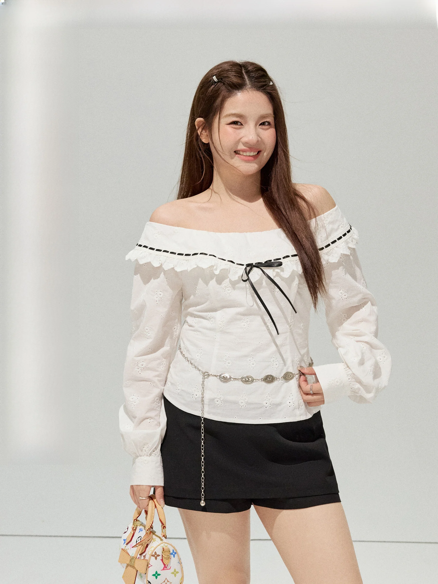 JULULOOK Studio "Whipped Cheese" plus Size Pure Desire One Shoulder Ruffle Collar Shirt Skirt Pants Set Fashionable Spring Ou...
JULULOOK Studio "Whipped Cheese" plus Size Pure Desire One Shoulder Ruffle Collar Shirt Skirt Pants Set Fashionable Spring Ou...