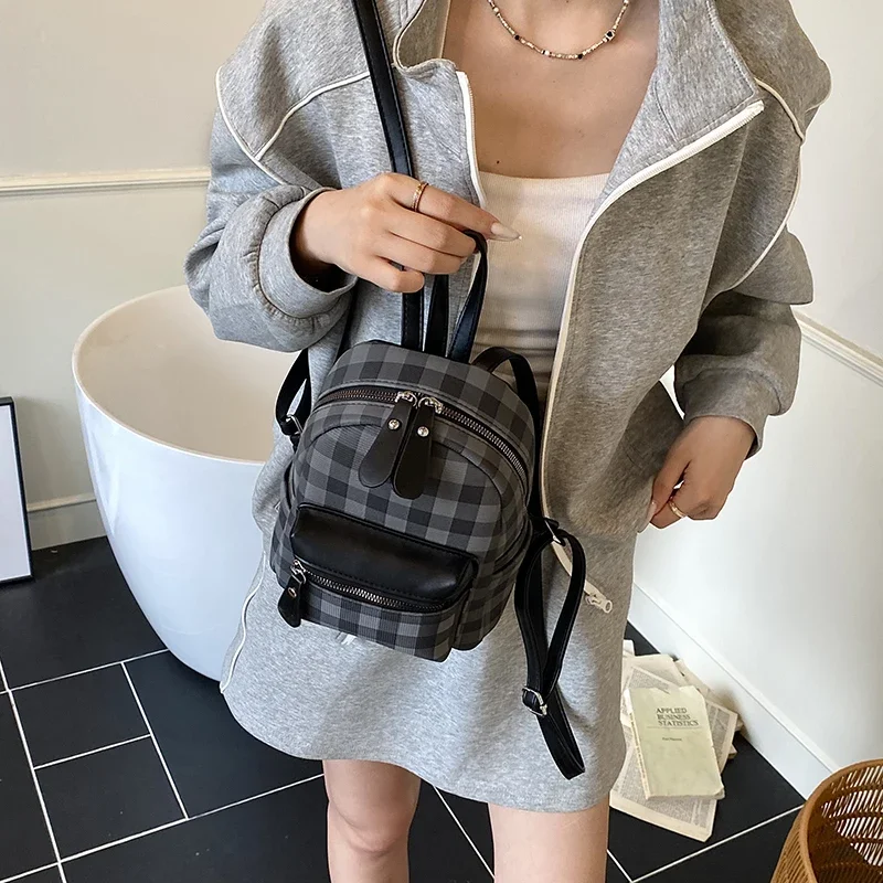 Elegant Practical Diaper Bag For Women Luxury Leather Crossbody Bag Designer Vintage Tote Minimalist Style Large Capacity
Elegant Practical Diaper Bag For Women Luxury Leather Crossbody Bag Designer Vintage Tote Minimalist Style Large Capacity