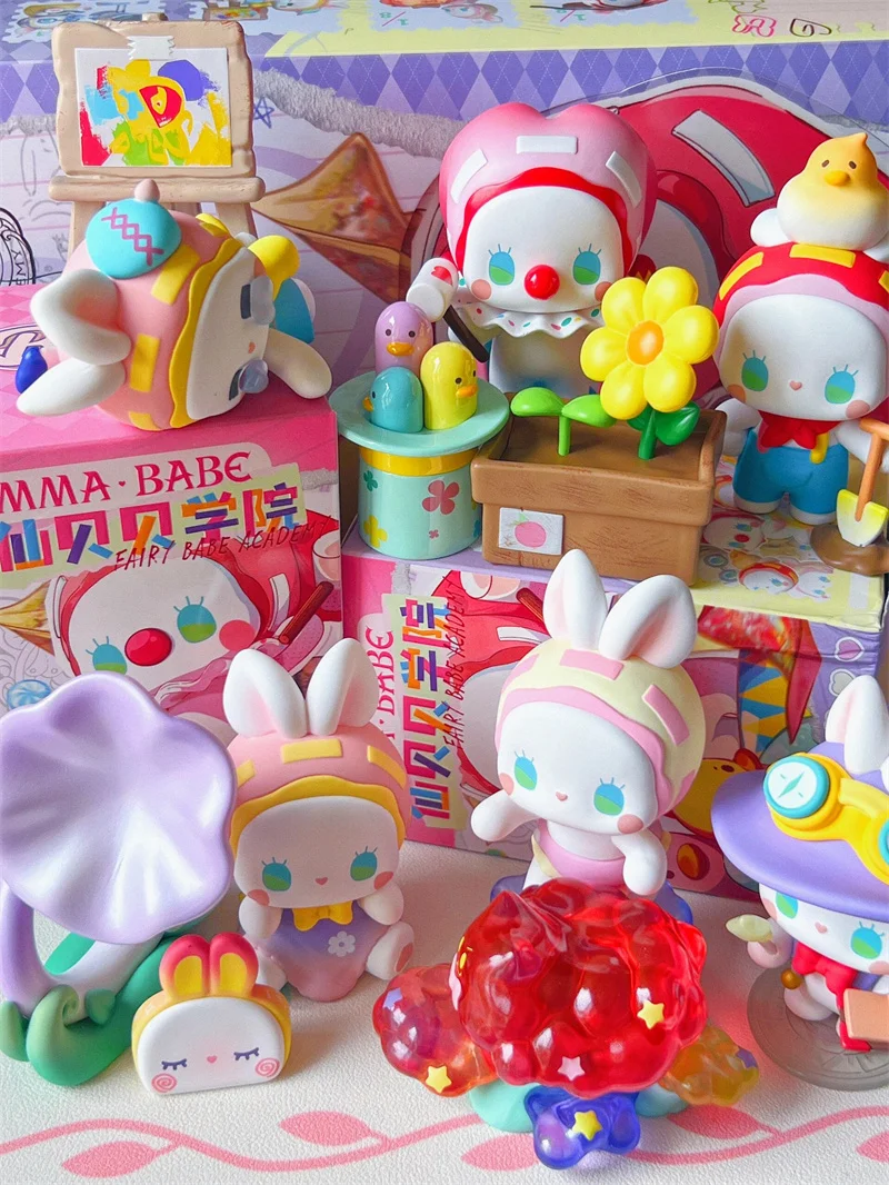 Emma Secret Forest Babe Fairy Baby Academy Series слепая коробка игрушки Mystery Box Mistery Caixa фигурка милая модель украшения подарок
Emma Secret Forest Babe Fairy Baby Academy Series слепая коробка игрушки Mystery Box Mistery Caixa фигурка милая модель украшения подарок