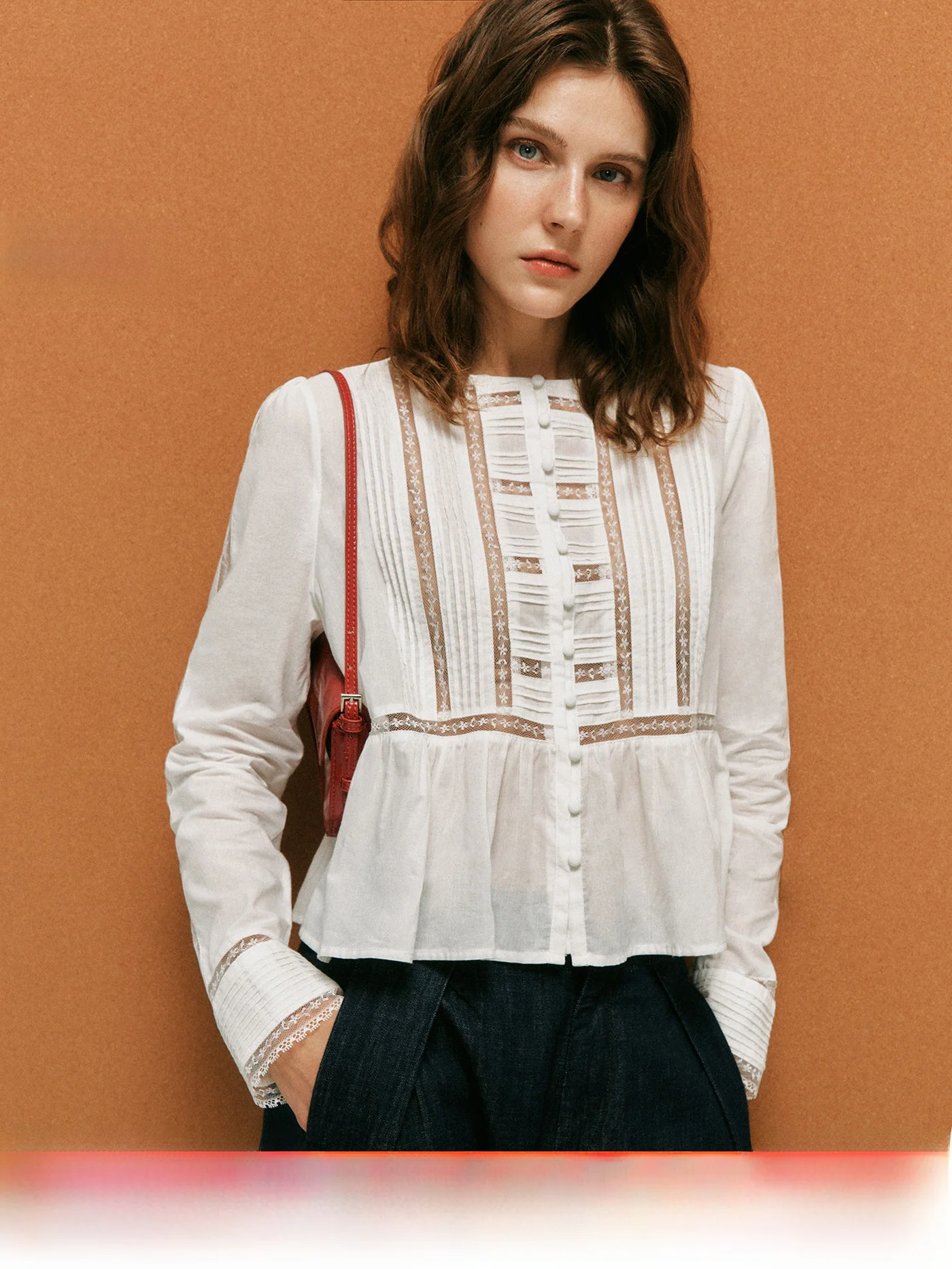 High-Count Thin Cotton Short Lace Patchwork Pleated Blouse Commute Style Women's Comfortable Breathable Long Sleeve round Nec...
High-Count Thin Cotton Short Lace Patchwork Pleated Blouse Commute Style Women's Comfortable Breathable Long Sleeve round Nec...