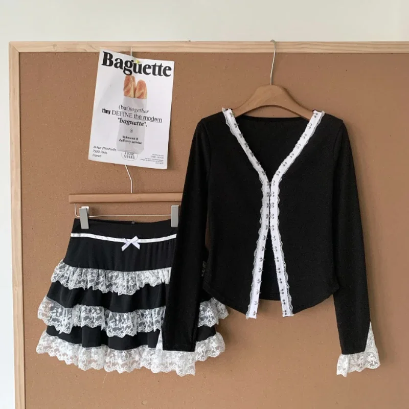 France Design Lace 2-piece Set Women High Street Chic Slim Long Sleeve V-neck Cardigan Female + High Waist Bow Ruffle Skirt Suit
France Design Lace 2-piece Set Women High Street Chic Slim Long Sleeve V-neck Cardigan Female + High Waist Bow Ruffle Skirt Suit