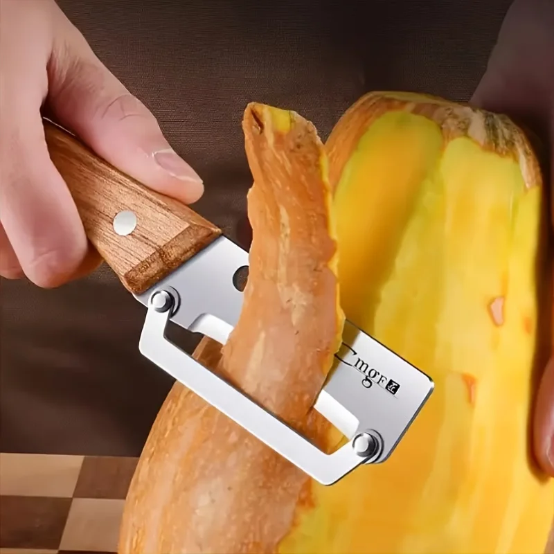 Многофункциональная овощечистка из нержавеющей стали с деревянной ручкой — острые лезвия для легкого очистки фруктов и овощей.
Многофункциональная овощечистка из нержавеющей стали с деревянной ручкой — острые лезвия для легкого очистки фруктов и овощей.