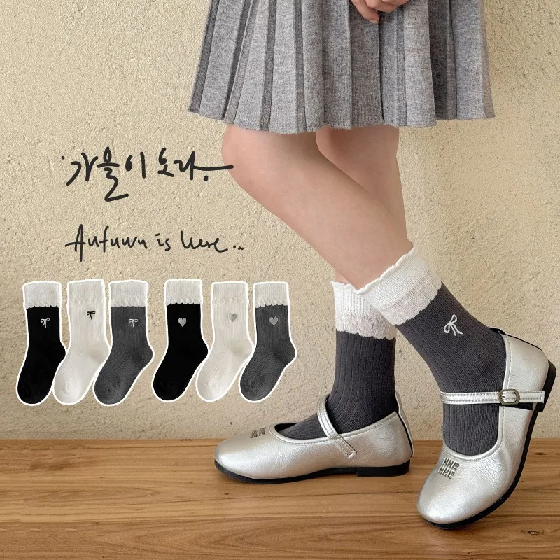 3pair/set Korean Style Girls Mid-Crew Socks Embroidered Bow Lace Trim Design Spring Autumn Cotton Princess Socks for Children
3pair/set Korean Style Girls Mid-Crew Socks Embroidered Bow Lace Trim Design Spring Autumn Cotton Princess Socks for Children