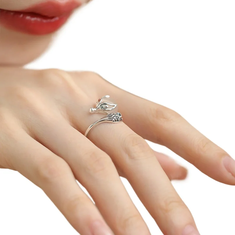 S925 sterling silver new Chinese temperament light luxury retro national style fox ring national style fashion
S925 sterling silver new Chinese temperament light luxury retro national style fox ring national style fashion