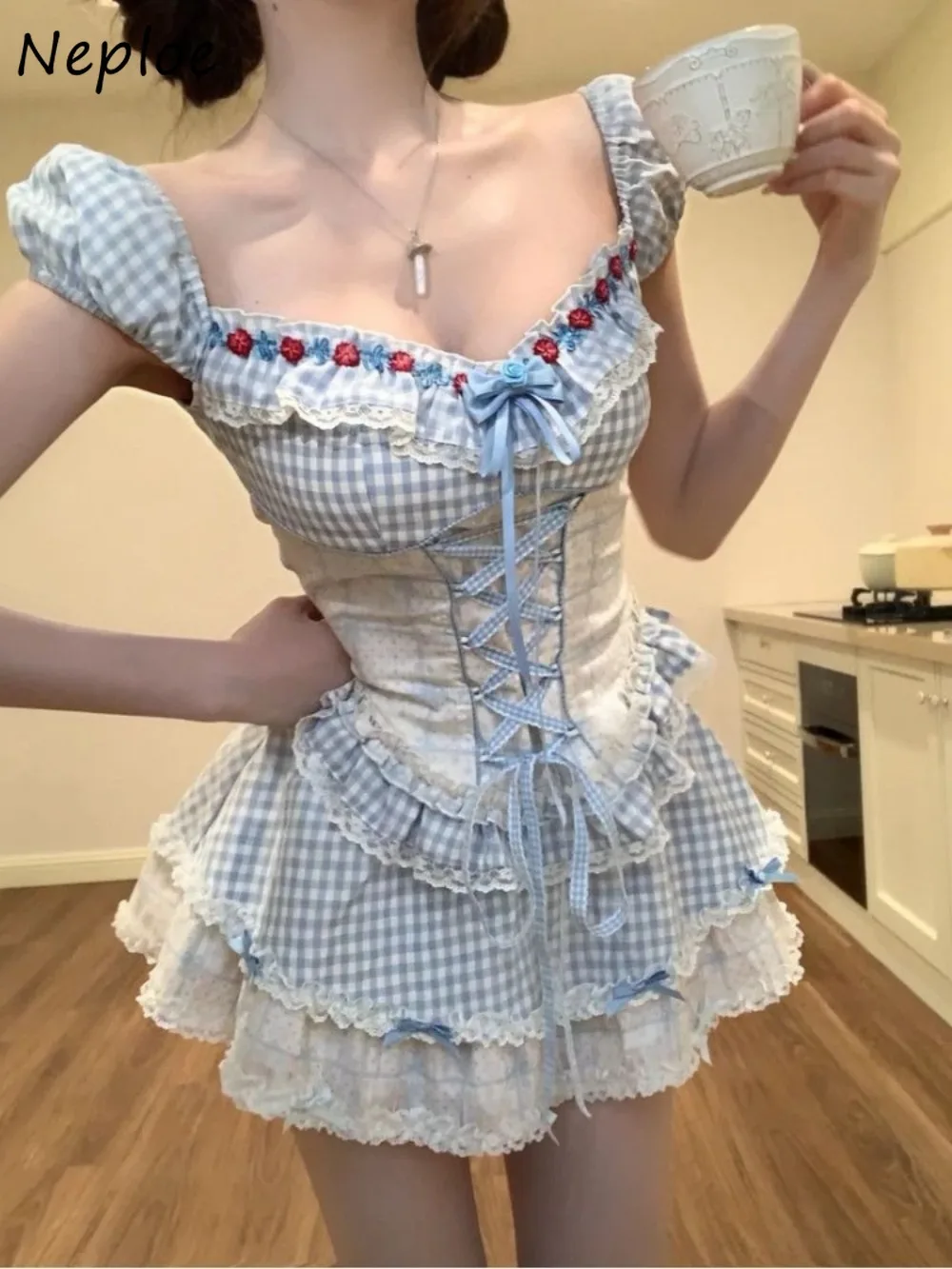 Neploe New Plaid Slim Waist Fairy Set Shirt Vest High Street Ball Gown Panelled Lace Skirt Pure Desire Student Preppy Suit Falda
Neploe New Plaid Slim Waist Fairy Set Shirt Vest High Street Ball Gown Panelled Lace Skirt Pure Desire Student Preppy Suit Falda