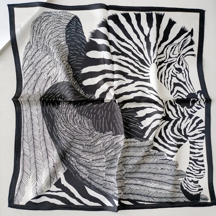 Horse Print Mulberry Silk Scarf Luxury Small Bandanas Shawls Hijab Scarves for Ladies Foulard Femme Lover Mother Gift 53CM
Horse Print Mulberry Silk Scarf Luxury Small Bandanas Shawls Hijab Scarves for Ladies Foulard Femme Lover Mother Gift 53CM