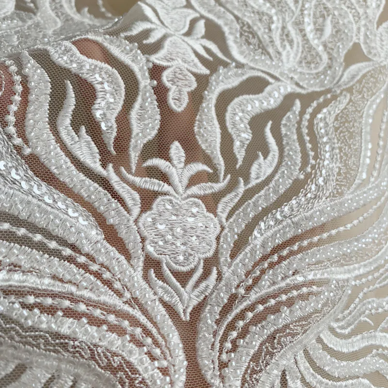 New V Neck Lace Appliques with European Pattern Luxury Beaded Light Beige Human Silk Embroidered Large Pieces for Wedding Attire
New V Neck Lace Appliques with European Pattern Luxury Beaded Light Beige Human Silk Embroidered Large Pieces for Wedding Attire