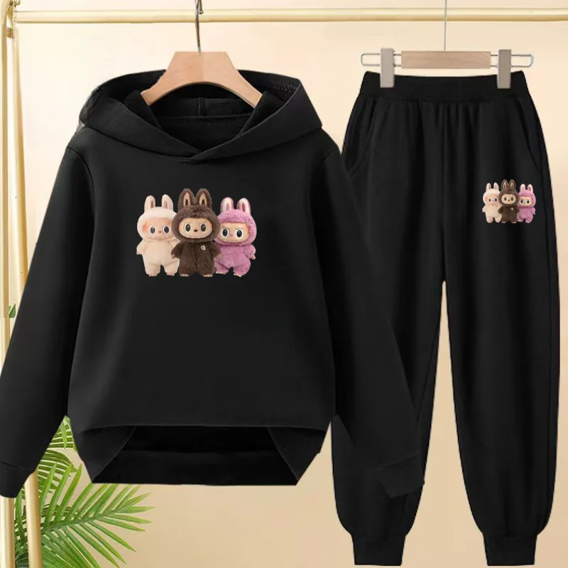 The Children's Hooded Sweatshirt and Trousers Set with Cute Pink Patterns Is a Loose Sportswear Suitable for Children Aged3 To13 
The Children's Hooded Sweatshirt and Trousers Set with Cute Pink Patterns Is a Loose Sportswear Suitable for Children Aged3 To13