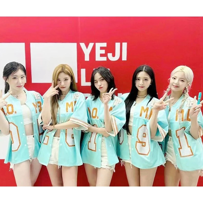 Korean Idol Singer Kpop Outfits Hip Hop Dance Clothes Mint Green Coat Loose Cardigan Y2K JazzStage Performance Costume JL5746
Korean Idol Singer Kpop Outfits Hip Hop Dance Clothes Mint Green Coat Loose Cardigan Y2K JazzStage Performance Costume JL5746
