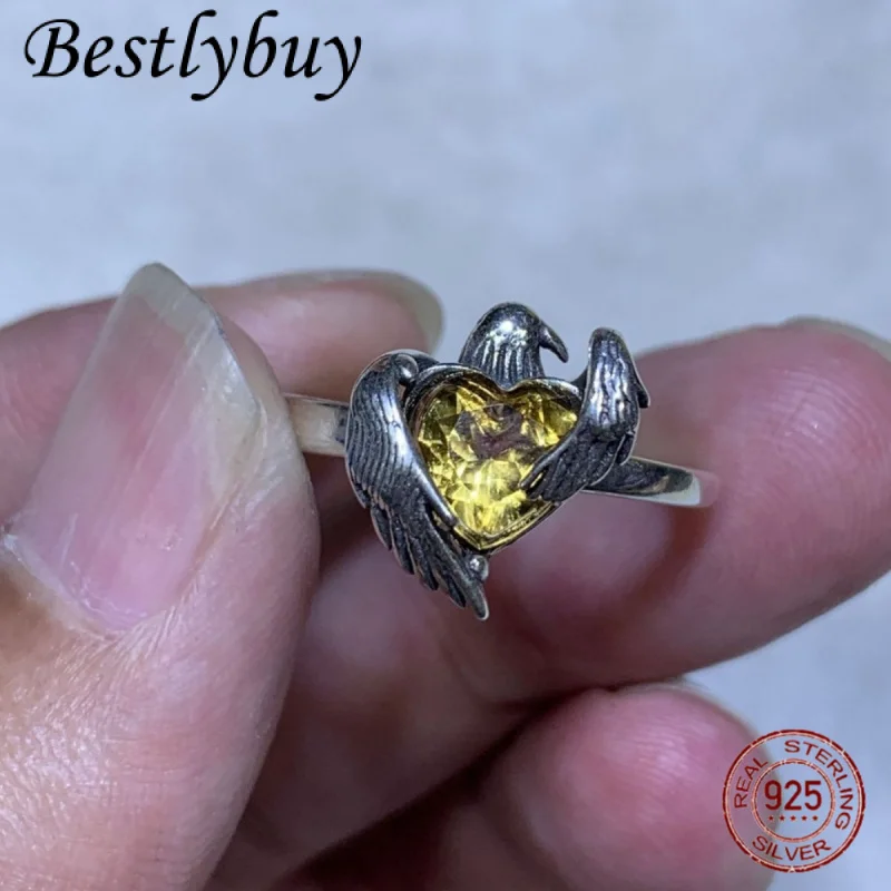S925 Pure Silver Charming Ring For Women Retro Eagle Wings Inlaid With Heart-shaped Natural Yellow Crystal Fashionable Jewelry
S925 Pure Silver Charming Ring For Women Retro Eagle Wings Inlaid With Heart-shaped Natural Yellow Crystal Fashionable Jewelry