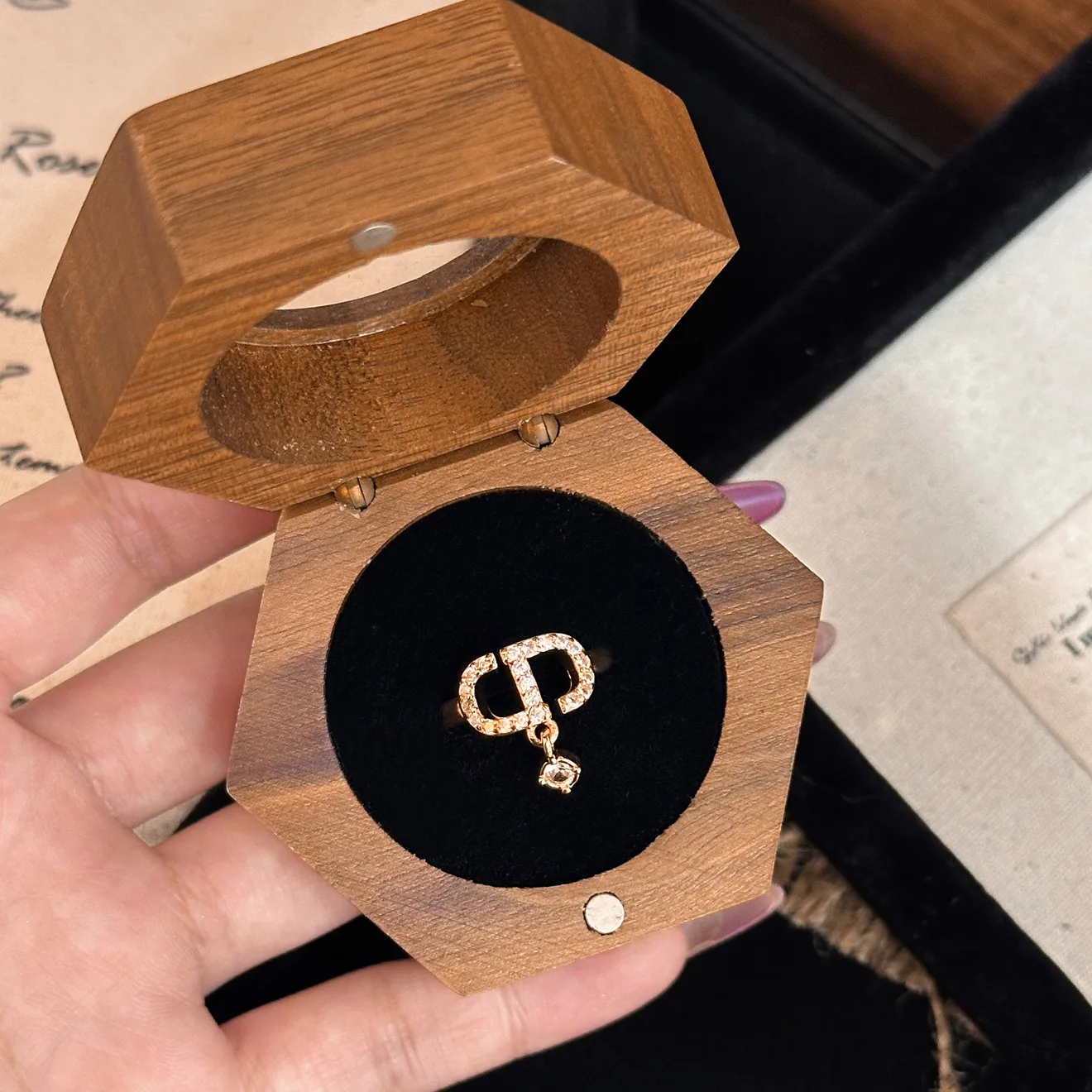 Exclusive Vintage Ring - Handcrafted with 18K Gold Plating,Statement Open Bangle, Rare & Stylish,Ideal for Gift & Fashion Lovers
Exclusive Vintage Ring - Handcrafted with 18K Gold Plating,Statement Open Bangle, Rare & Stylish,Ideal for Gift & Fashion Lovers