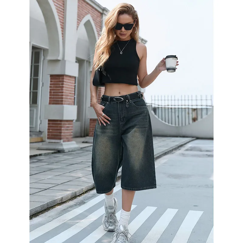 Female High Waist Vintage Leisure Jeans Women Loose Fit Thin Capri Pants Lady Chic Fashion Versatile Denim Shorts
Female High Waist Vintage Leisure Jeans Women Loose Fit Thin Capri Pants Lady Chic Fashion Versatile Denim Shorts