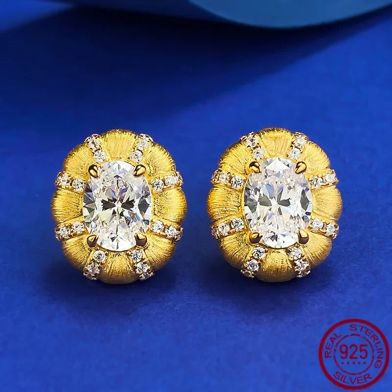 New S925 pure silver gold-plated fashionable temperament, light luxury brushed craftsmanship, 1.5 carat wedding jewelry
New S925 pure silver gold-plated fashionable temperament, light luxury brushed craftsmanship, 1.5 carat wedding jewelry